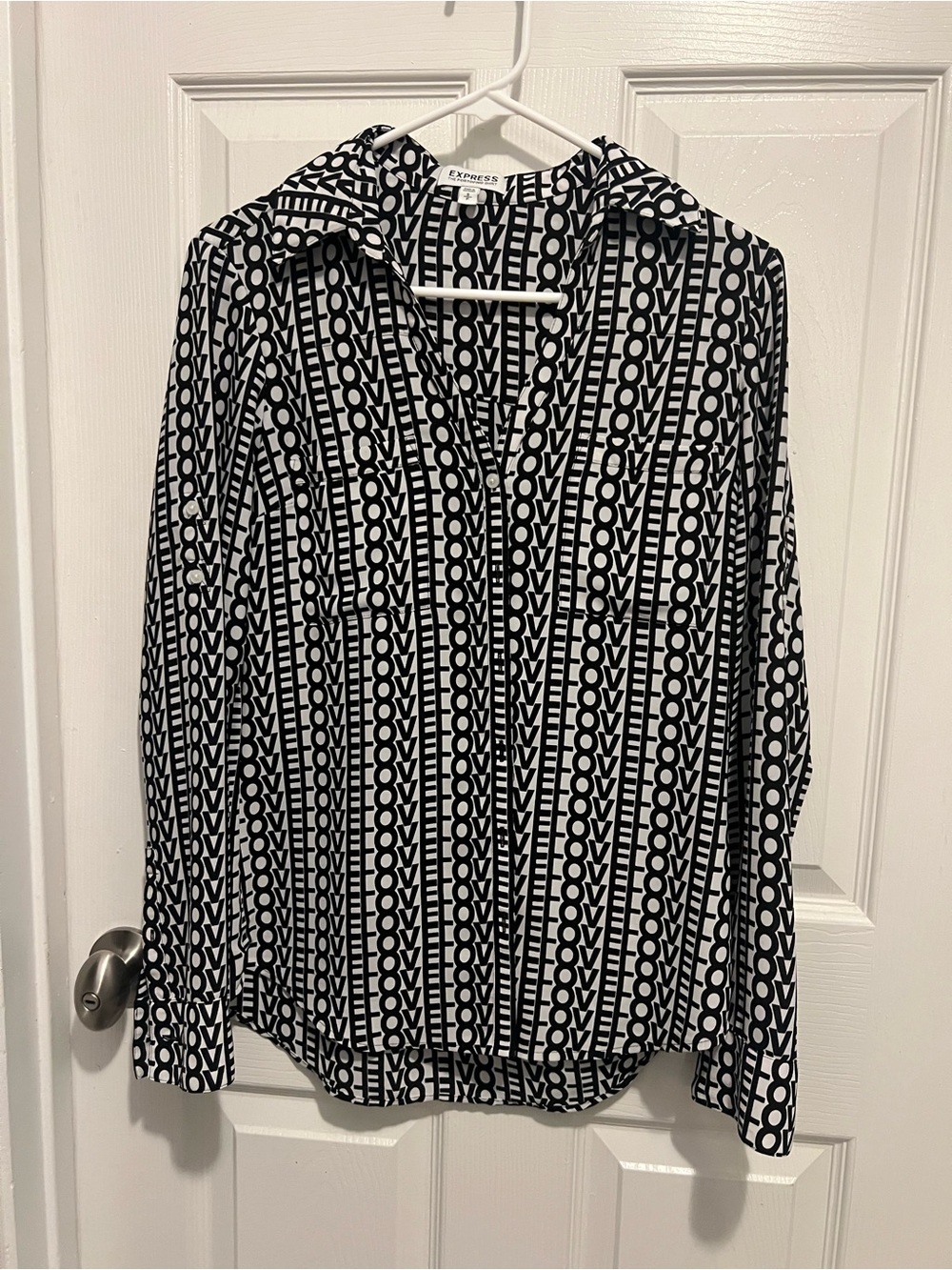 Express Black & White Graphic Button-Down Shirt